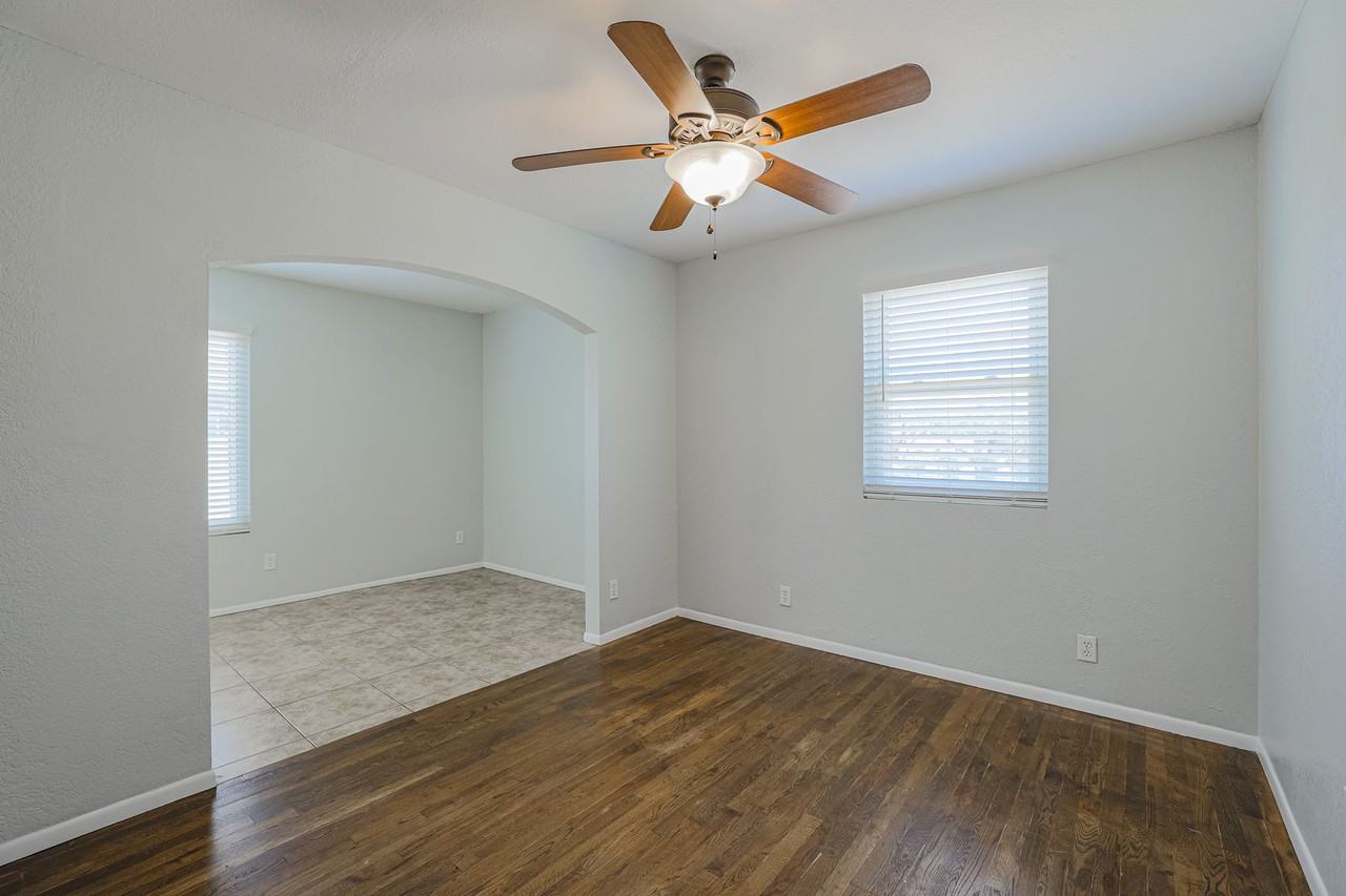 18626 N 29th Pl #1 - Photo 6 of 10