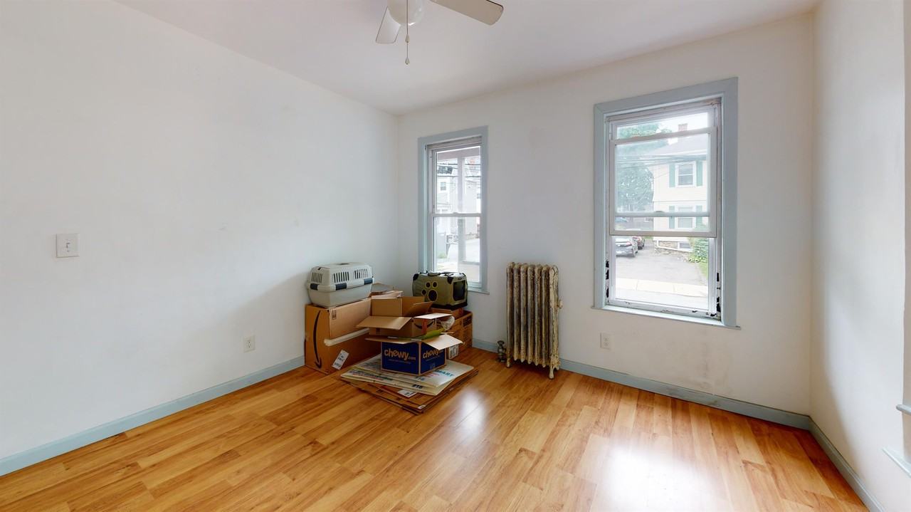 79 Dexter St #7 - Photo 6 of 12