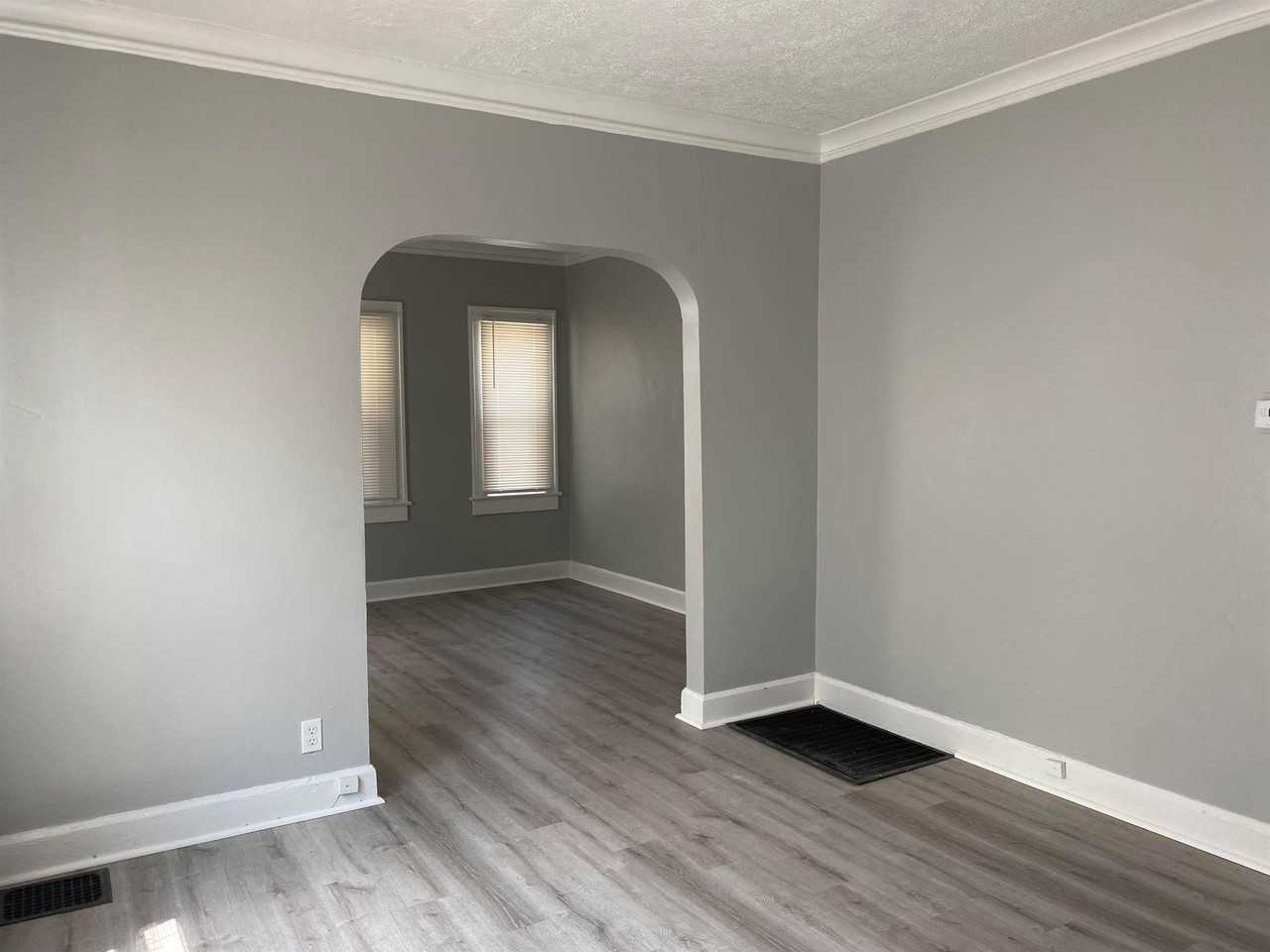4031 Boulevard Pl #4031 - Photo 4 of 8