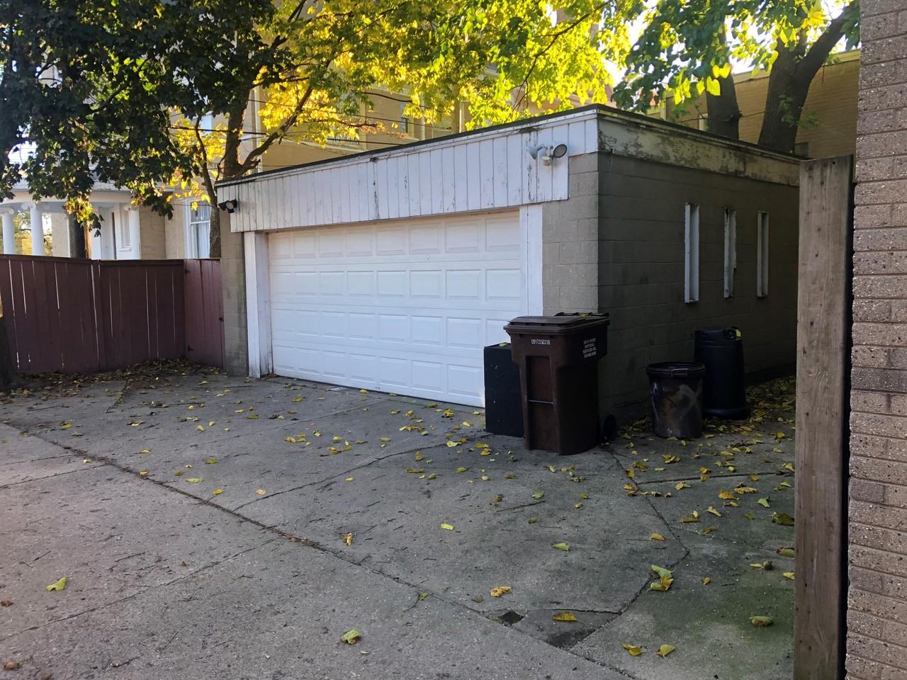 211 Carlton Ter #211 - Photo 2 of 3