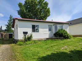 featured image of 960 Cornwall Cres #960