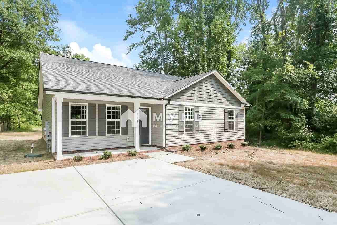 115 Dove Ave Sw - Photo 3 of 16