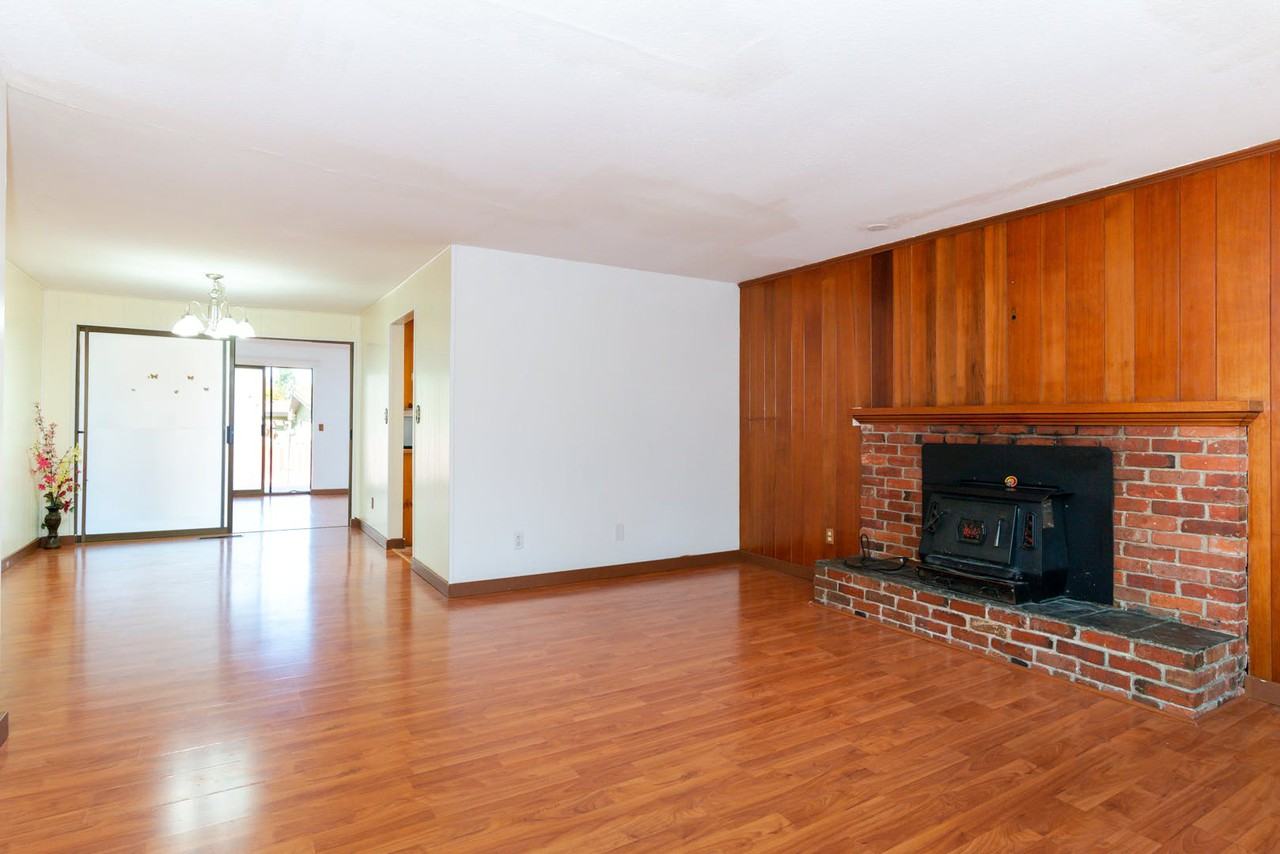 3rd Ave Nw - Photo 3 of 31