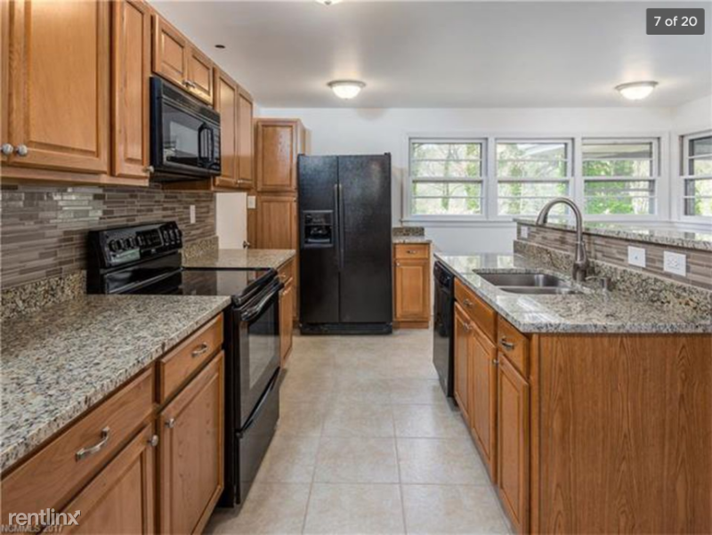 32 S Oak Forest Dr - Photo 2 of 20