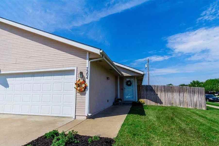 7204 Sw 23rd Ct - Photo 3 of 20