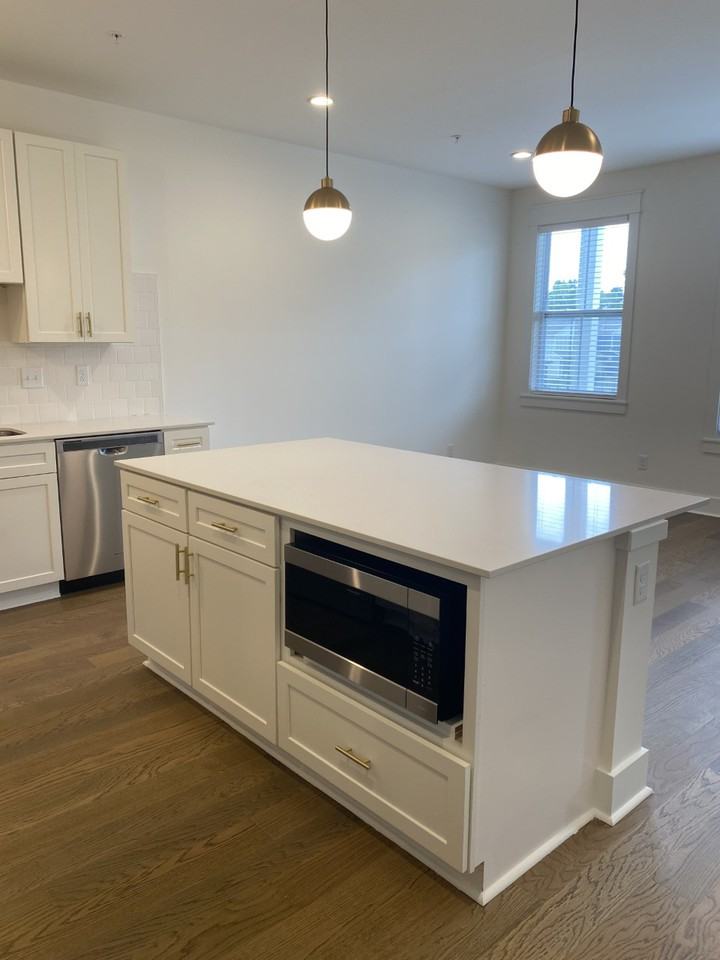 None Broad Cottages - Photo 3 of 12