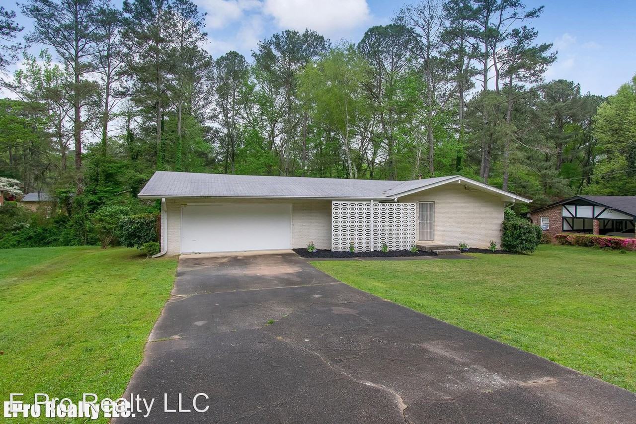 1757 Valley Ridge Dr Sw - Photo 2 of 15