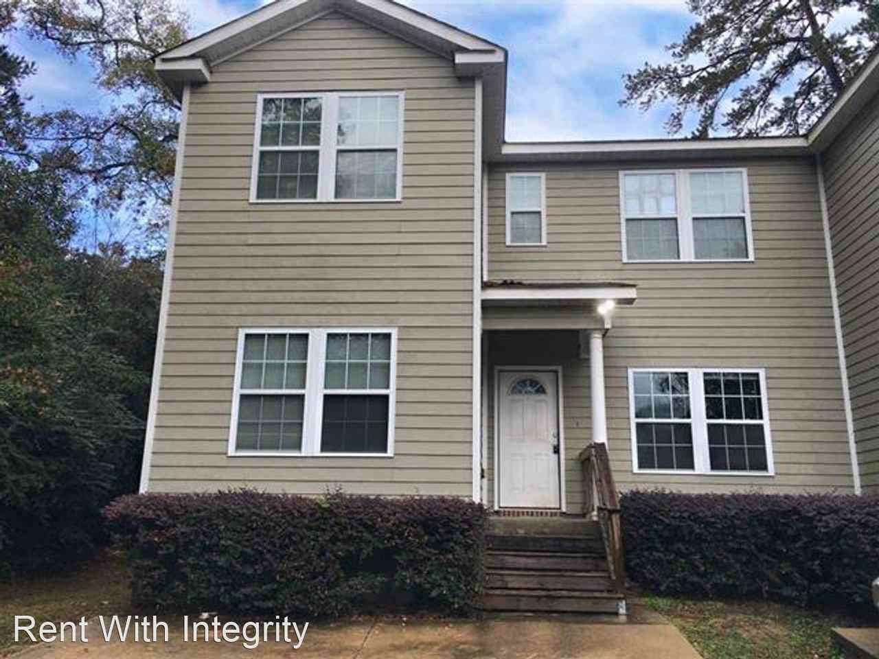 1852 Ivy Lane - Photo 2 of 18