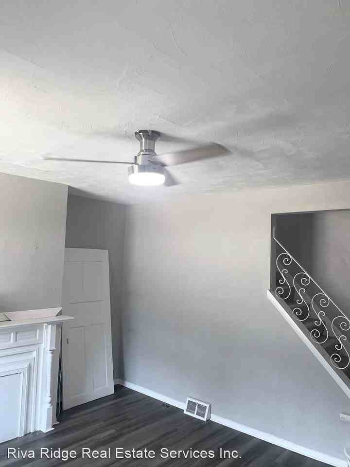 311 E 18th Ave - Photo 2 of 9