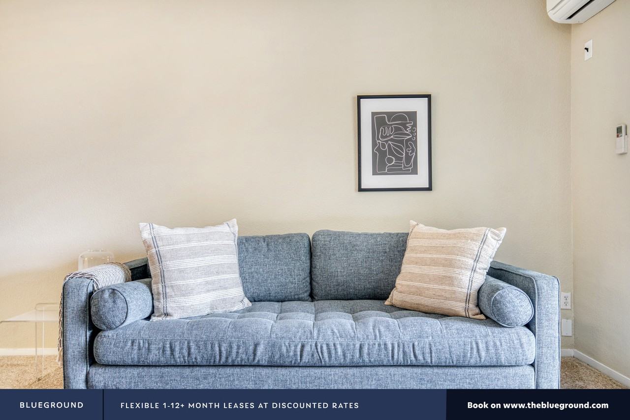 516 Railway Ave #2-579 - Photo 2 of 35