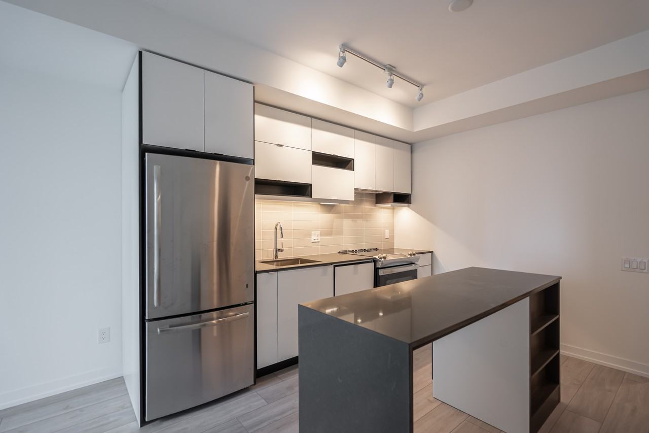 4065 Confederation Pky - Photo 2 of 17