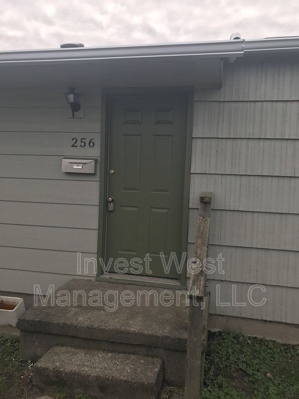 256 Colorado St - Photo 2 of 10