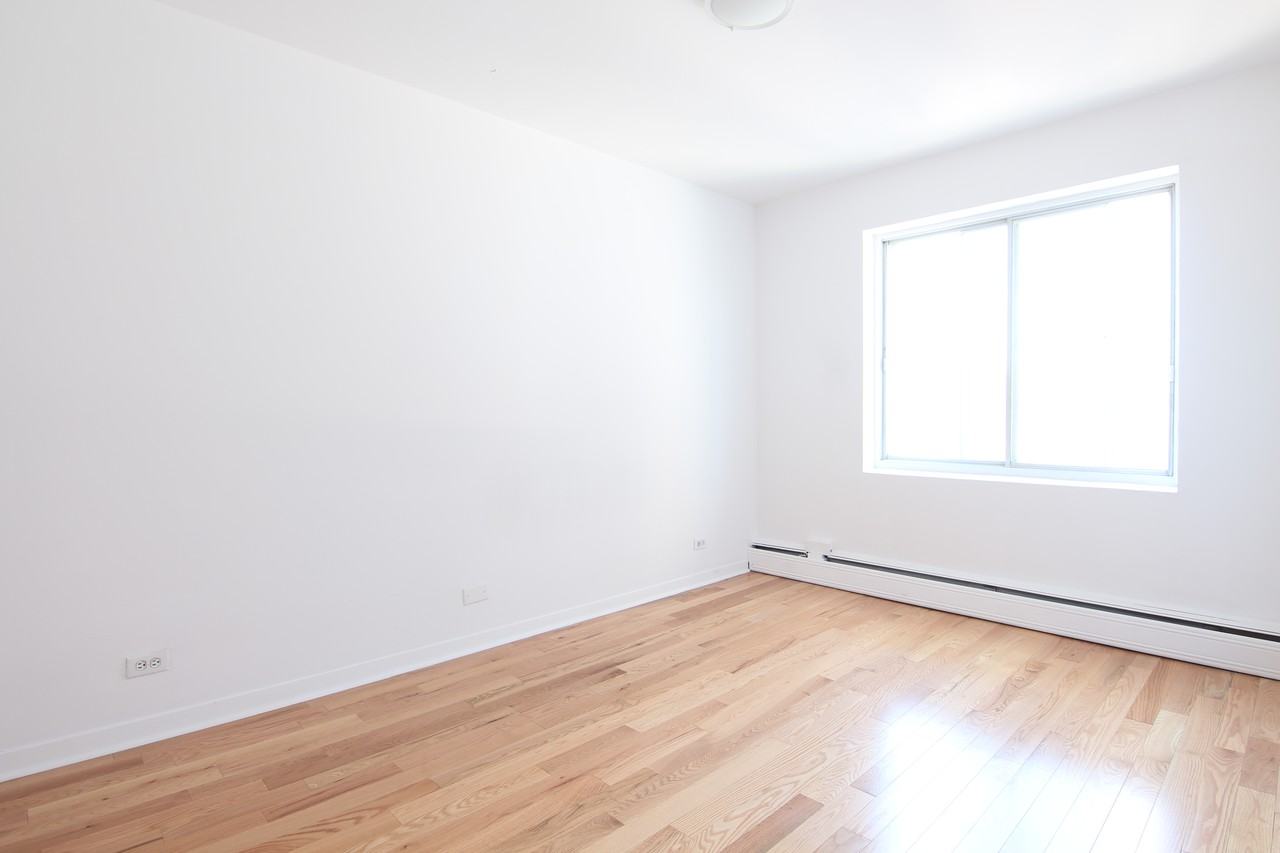 3425 Avenue Papineau - Photo 3 of 7