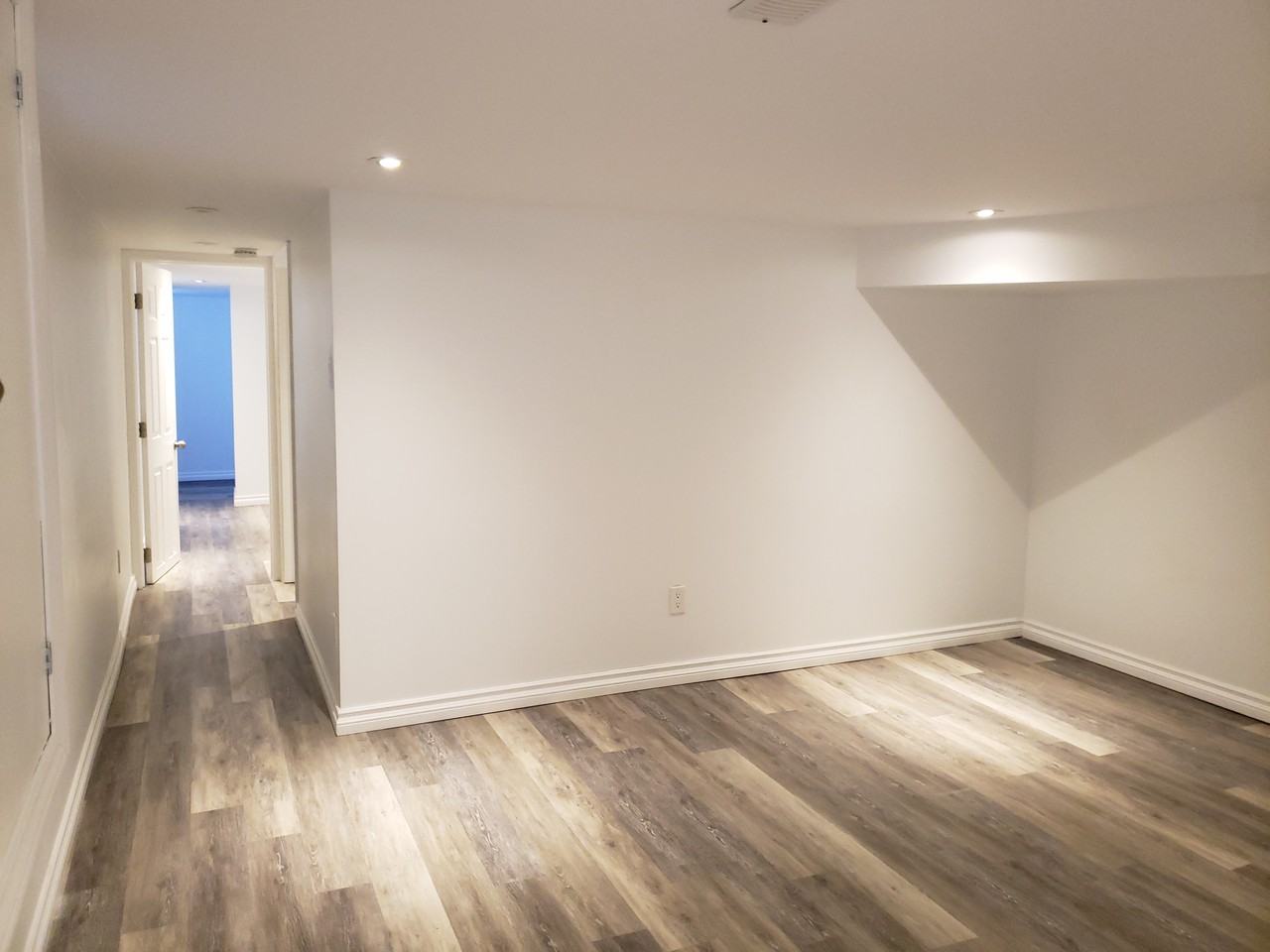 198 Westmount Avenue - Photo 2 of 9