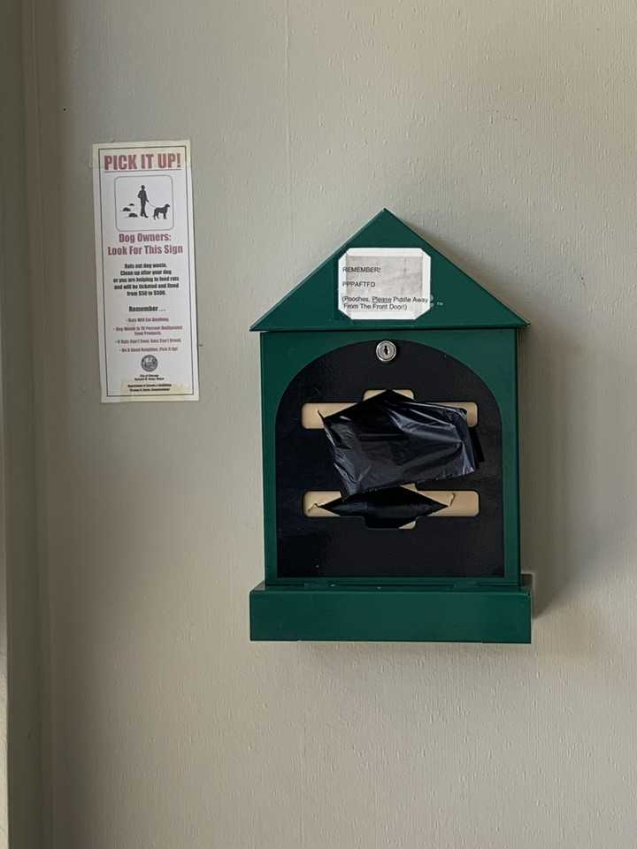 Spacious 1 bedroom, Lakeview East, 2 months free! - Photo 2 of 2