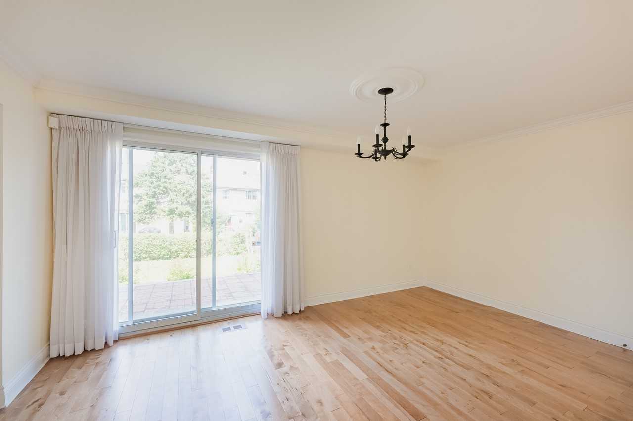 9 Carmel Crescent - Photo 3 of 12