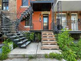2342 Rue Fullum - Photo 1 of 1