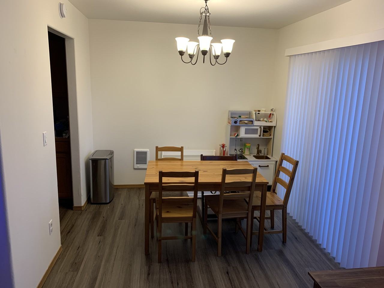 809 Pine Avenue #B - Photo 4 of 9