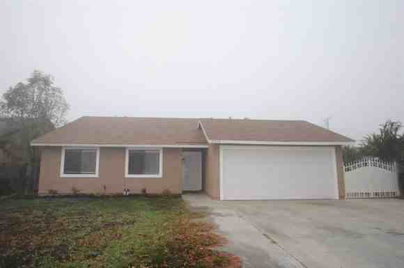 9854 Grace St - Photo 2 of 21