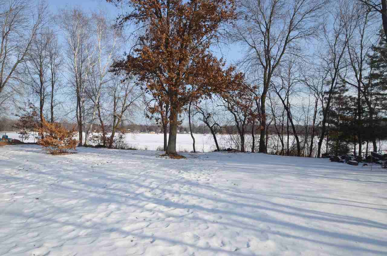 17419 Interlachen Dr NE - Photo 3 of 14