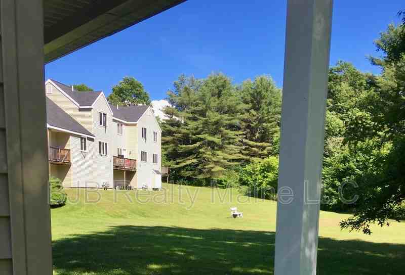 395 Lisbon St #5 - Photo 3 of 10