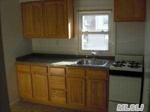 2245 Wantagh Ave - Photo 3 of 5