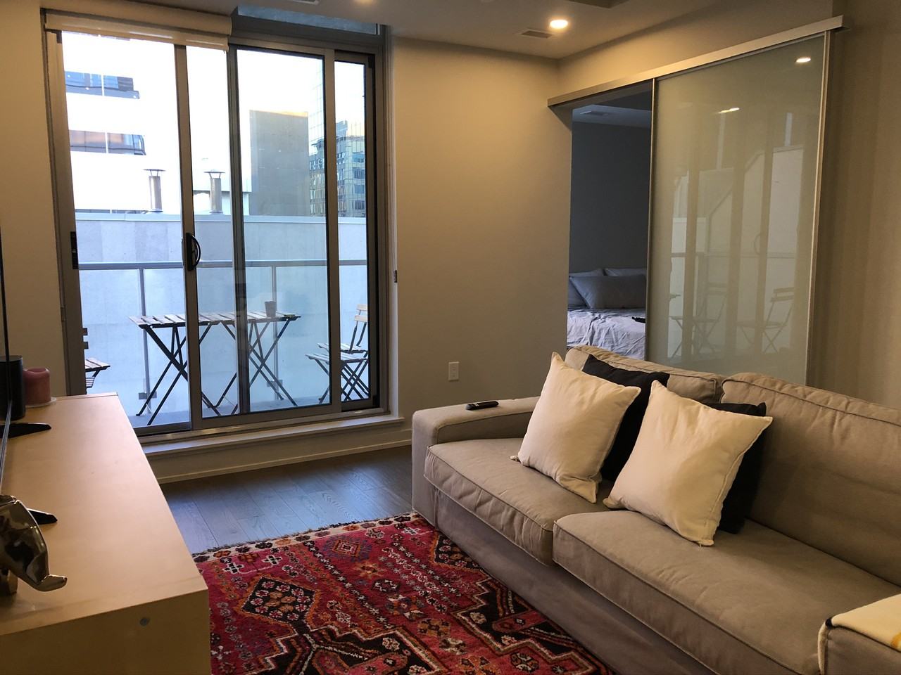 101 Queen St - Photo 2 of 7