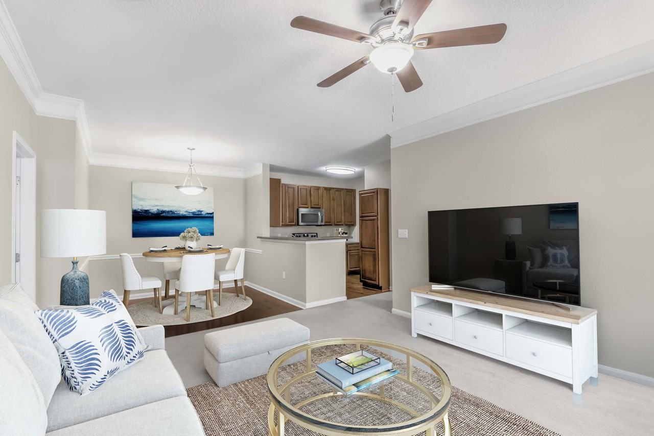 Camden Stonecrest - Photo 4 of 47