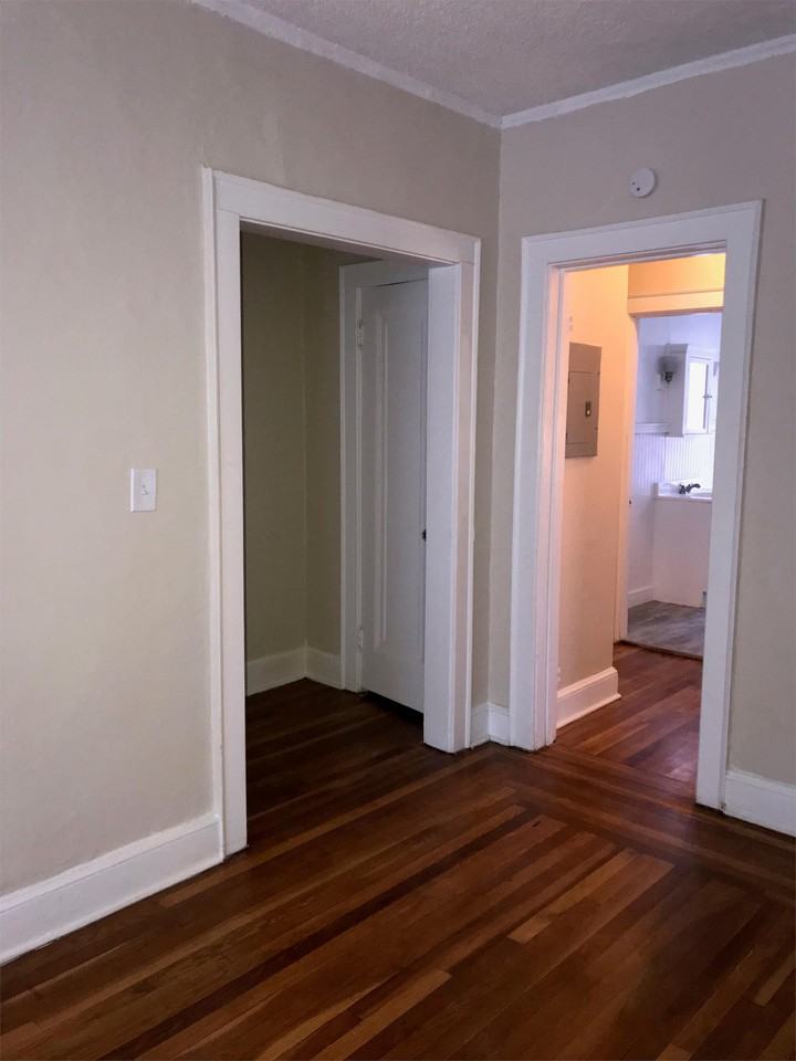 835 Elm St #835C2 - Photo 2 of 9