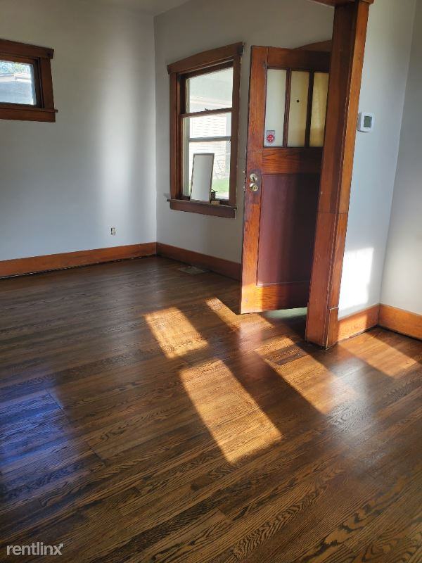 3138 Weber Cir - Photo 2 of 10