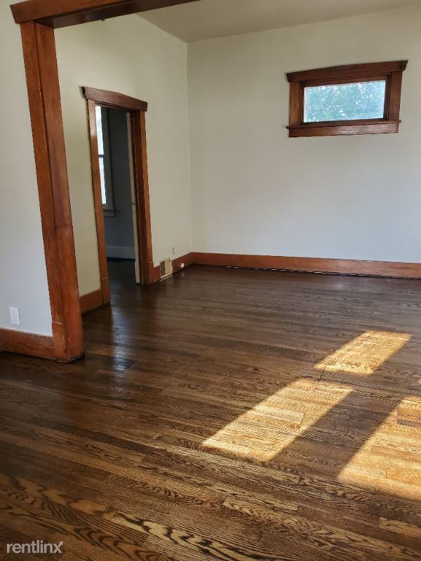 3138 Weber Cir - Photo 3 of 10
