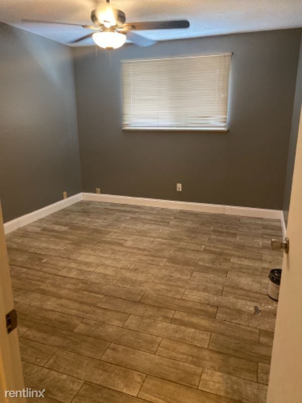 4309 Woodland Dr - Photo 3 of 15