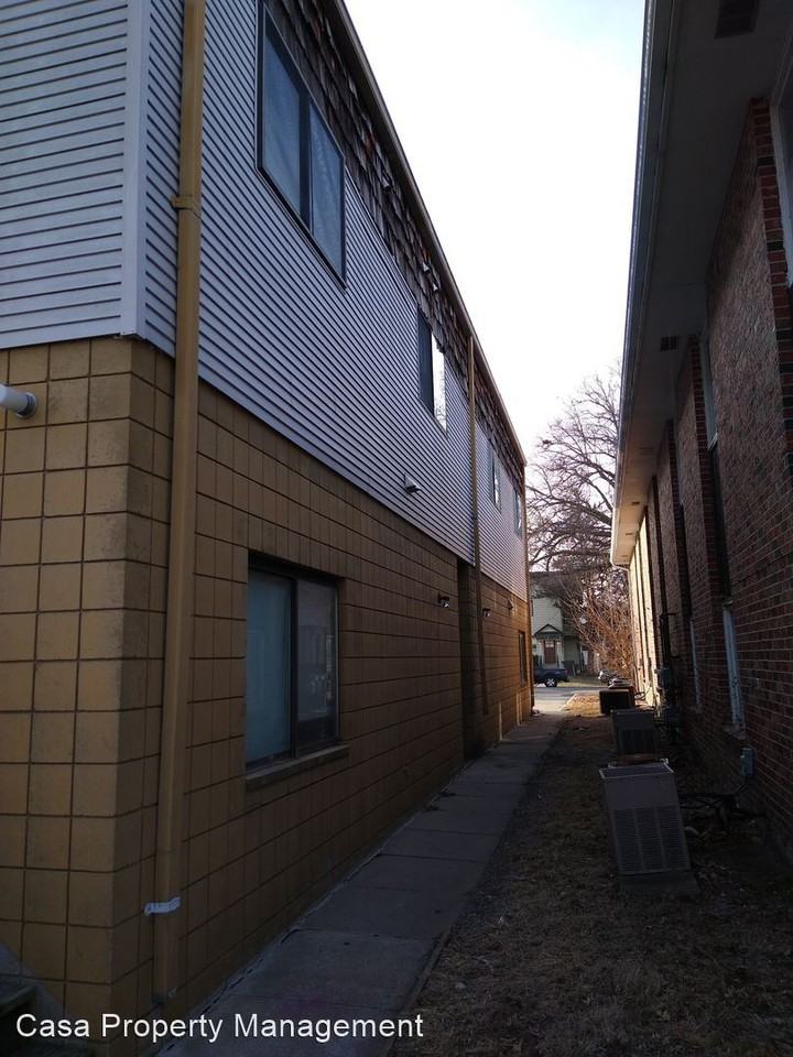 2601 N 47th street - Photo 2 of 9