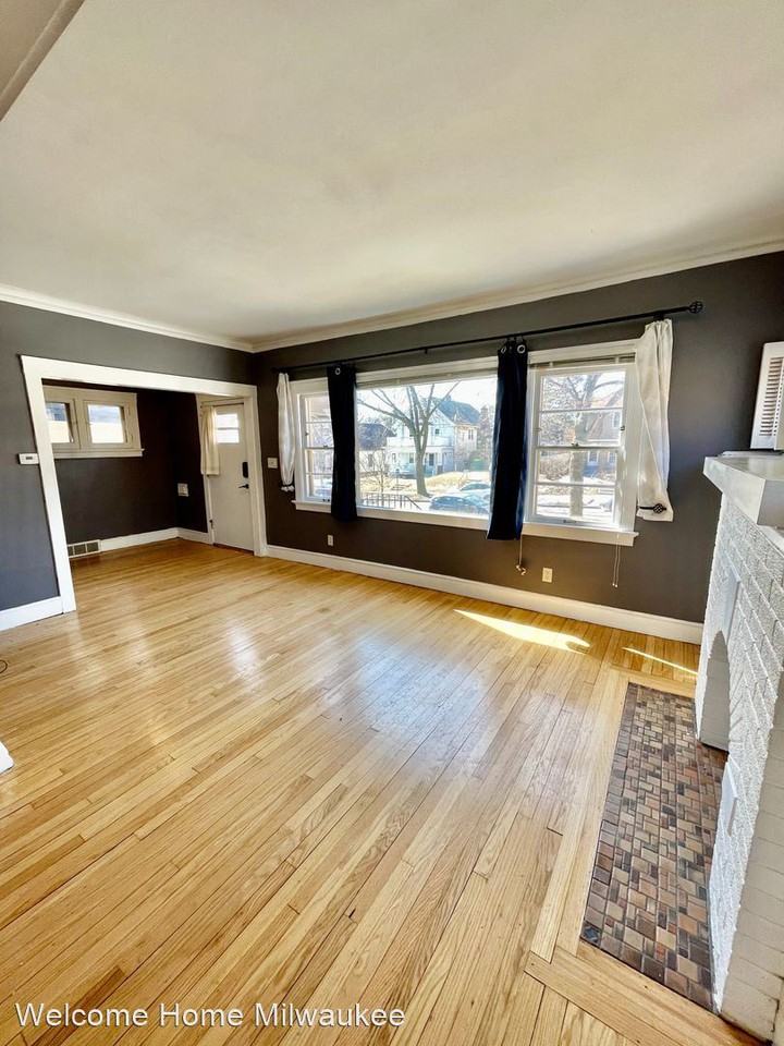 3570 N Murray Avenue - Photo 3 of 21