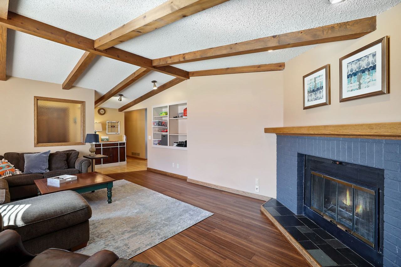 11120 Sumac Ln - Photo 2 of 20