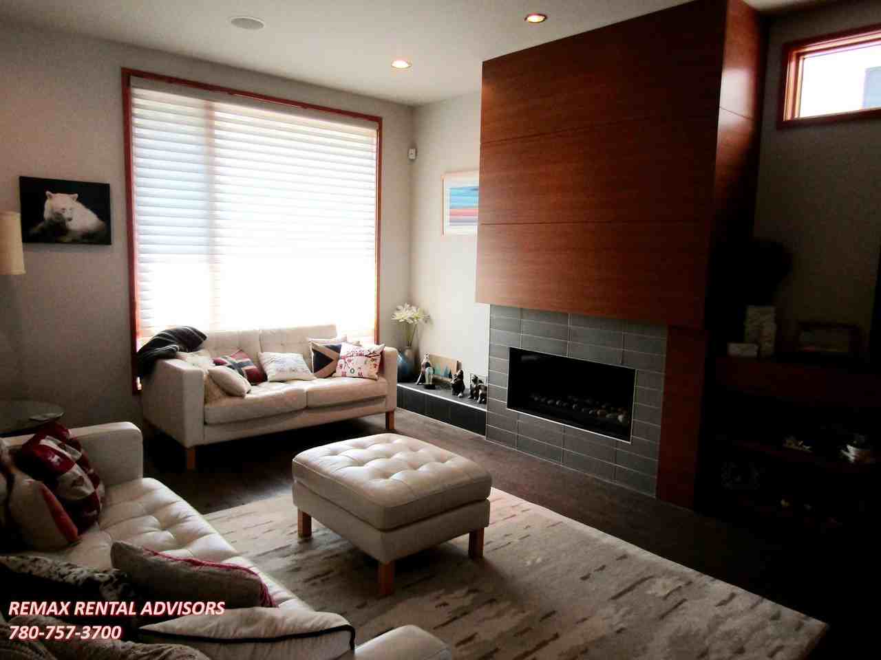 2130 28 Ave Sw - Photo 3 of 27