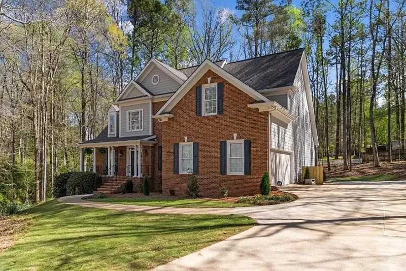 100 Red Oak Trl - Photo 2 of 15