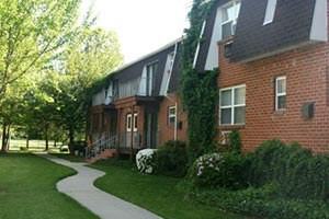 Beekman Gardens - Photo 2 of 11