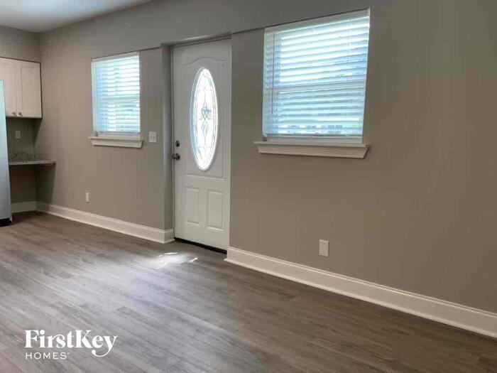 336 Spring Forest Ave - Photo 3 of 12