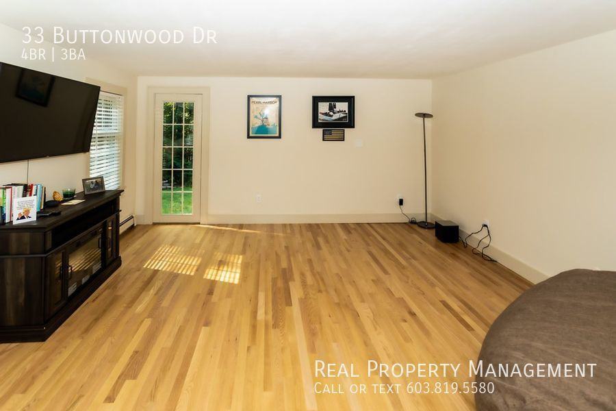 33 Buttonwood Dr - Photo 2 of 17
