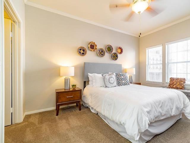 9500 Osuna Rd Ne - Photo 3 of 30