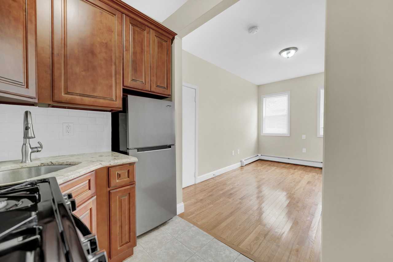 165 Hopkins AveApartment 1 #01 - Photo 2 of 6