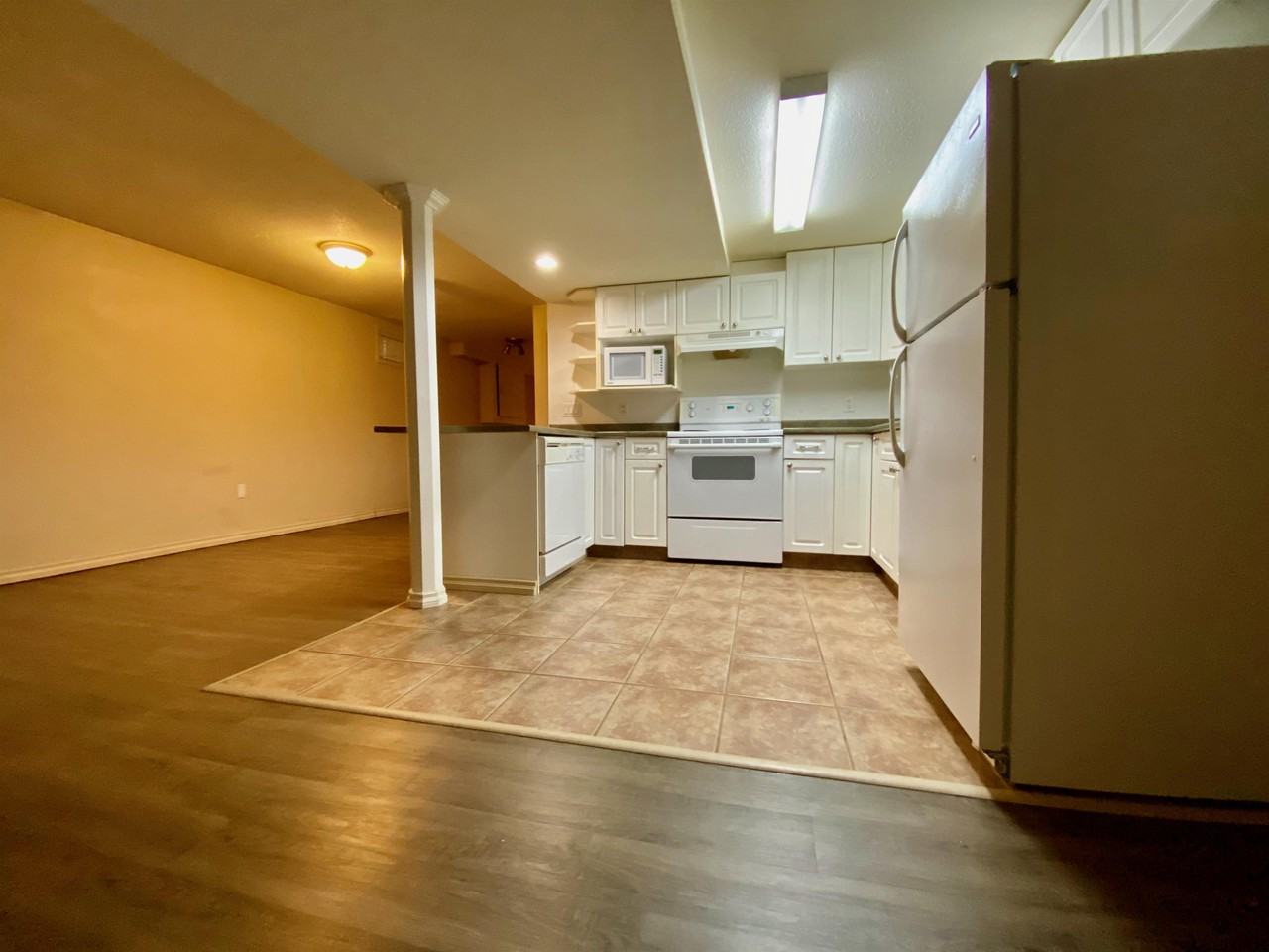 9912 96 Ave #B - Photo 2 of 17