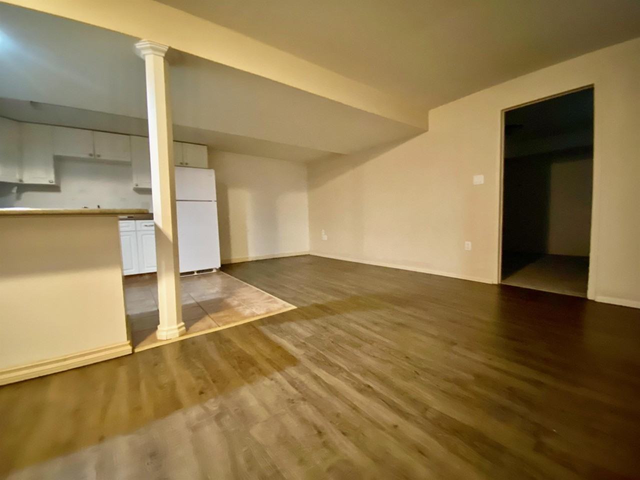 9912 96 Ave #B - Photo 3 of 17