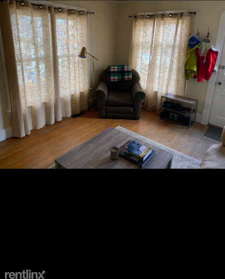 917 2nd St E - Photo 2 of 12