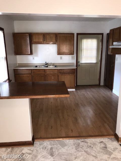 514 Abbey St - Photo 2 of 7