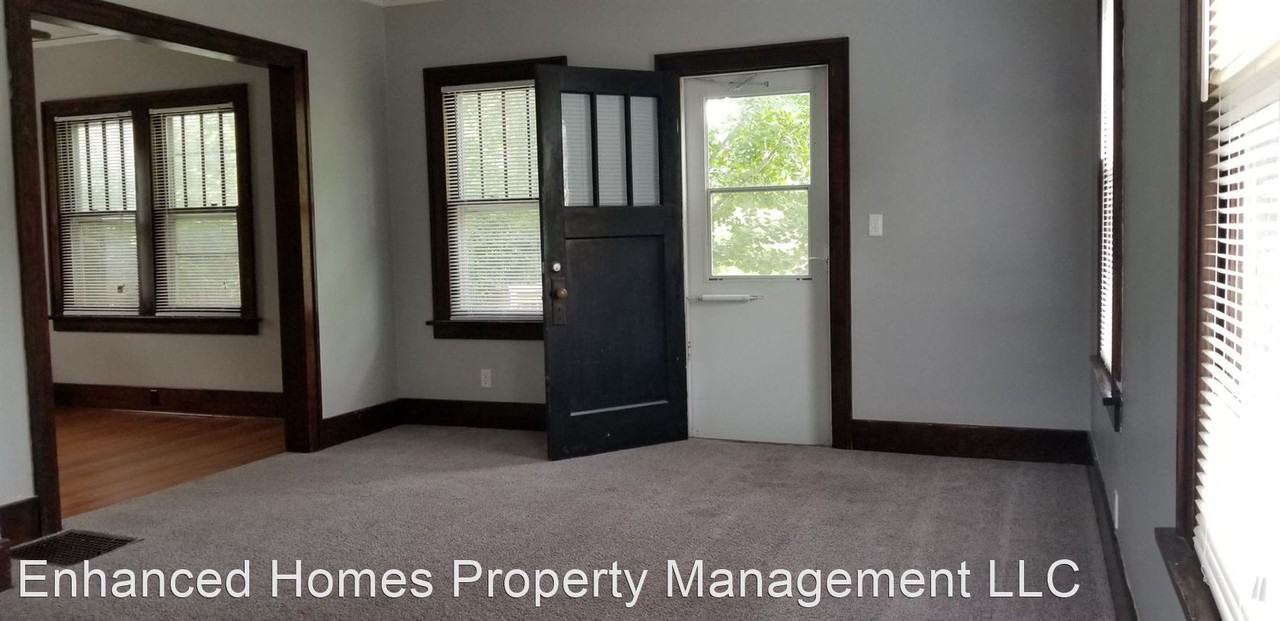 1312 25th St - Photo 3 of 13