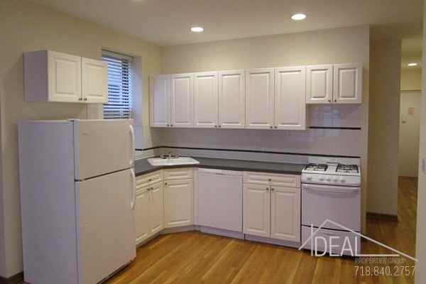 502 12th St - Photo 2 of 6