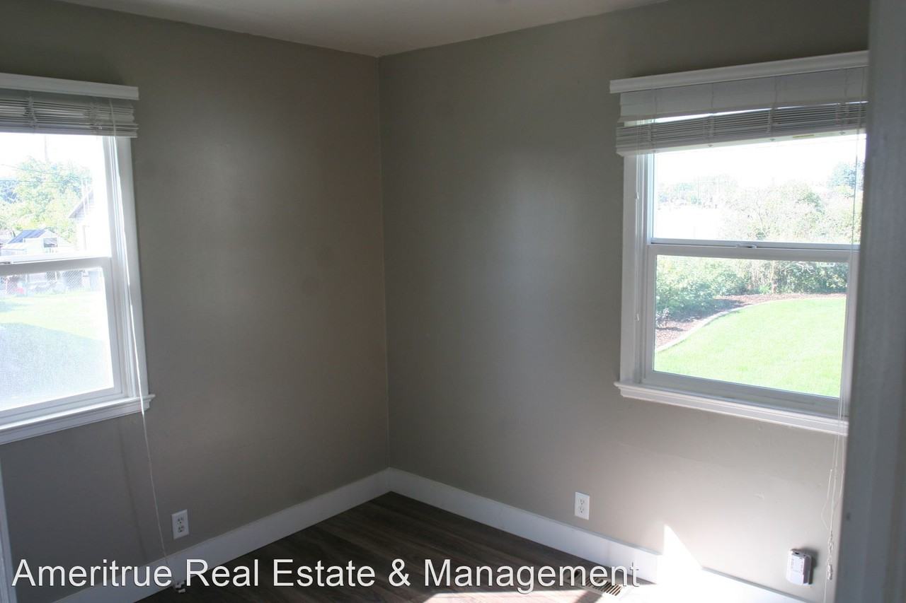 95 N 1810 W - Photo 3 of 13