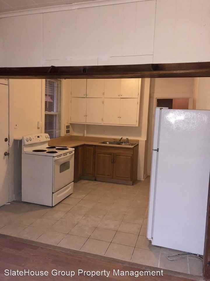 118 E New St - Photo 3 of 9